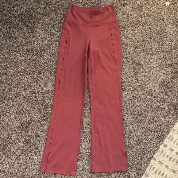 Athleta Transcend Stash Crop Straight Leg Pants - Picture 3 of 6
